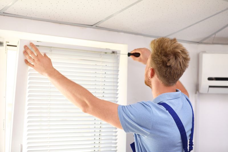 Blinds Hanging Service in Alpharetta, GA