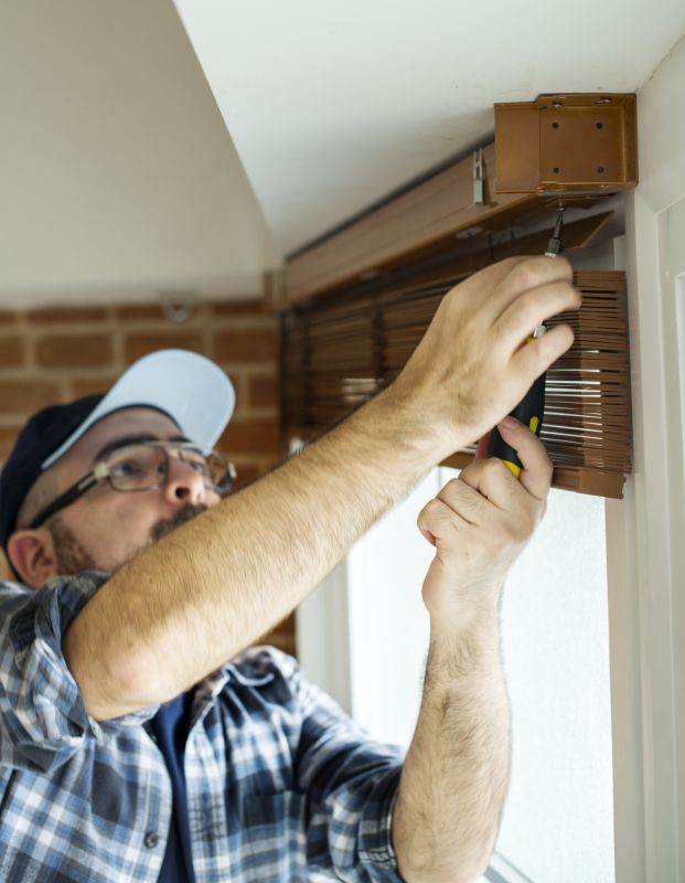 Horizontal Blind Repair in Longmont, CO
